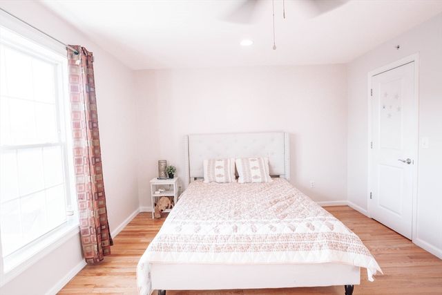15 Locust Lane 15, Hopkinton, MA 01748