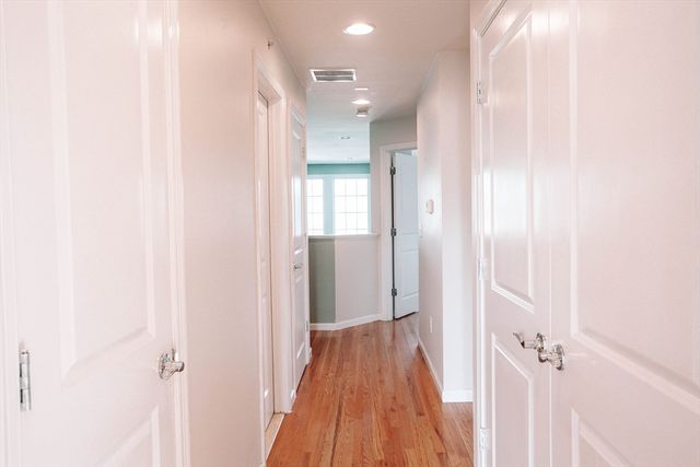 15 Locust Lane 15, Hopkinton, MA 01748