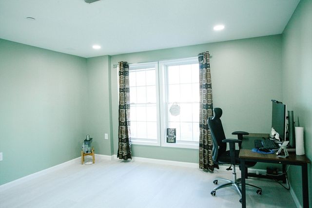 15 Locust Lane 15, Hopkinton, MA 01748