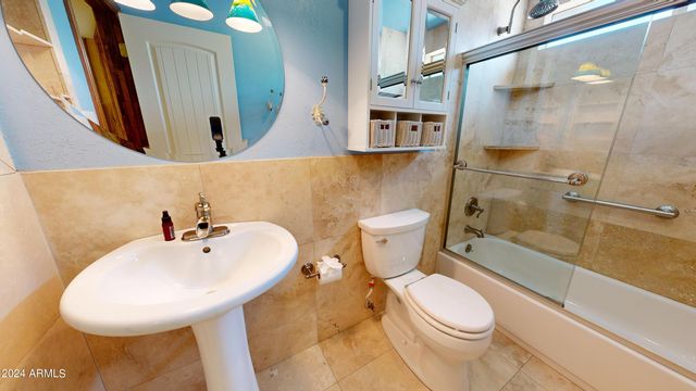 11020 S MANDAN Street, Phoenix, AZ 85044