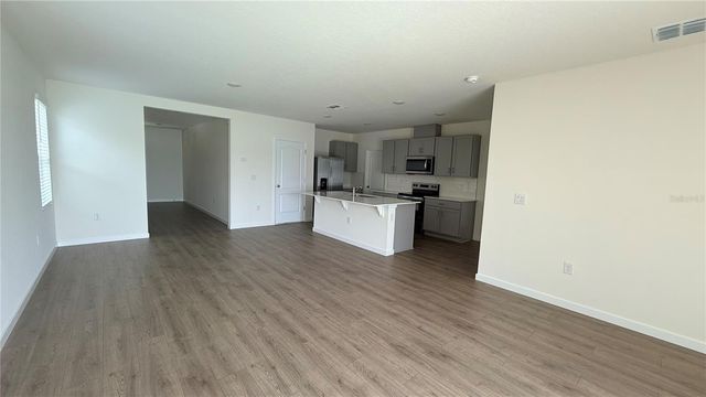 2066 WALNUT CREEK DRIVE, Kissimmee, FL 34744