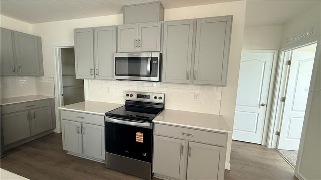 2066 WALNUT CREEK DRIVE, Kissimmee, FL 34744