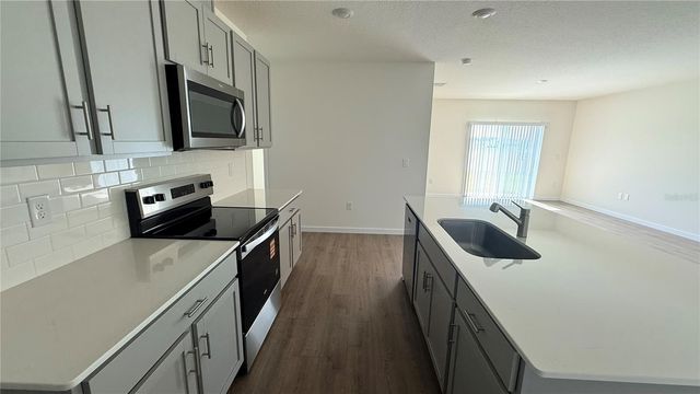 2066 WALNUT CREEK DRIVE, Kissimmee, FL 34744