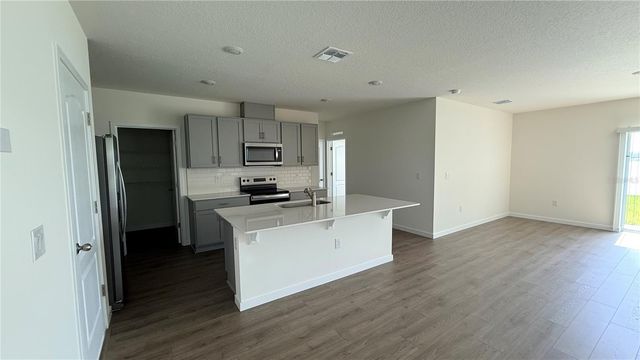 2066 WALNUT CREEK DRIVE, Kissimmee, FL 34744