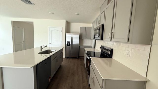 2066 WALNUT CREEK DRIVE, Kissimmee, FL 34744
