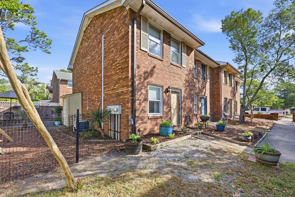 705 26th Ave S Apt H, North Myrtle Beach, SC 29582 — exterior
