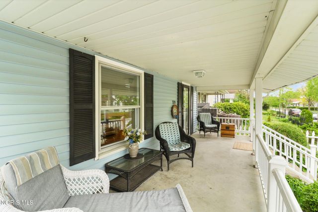 320 S Summit Street, Bowling Green, OH 43402