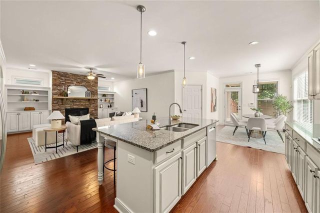 719 Park Manor Drive SE, Smyrna, GA 30082