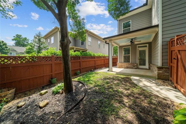 719 Park Manor Drive SE, Smyrna, GA 30082
