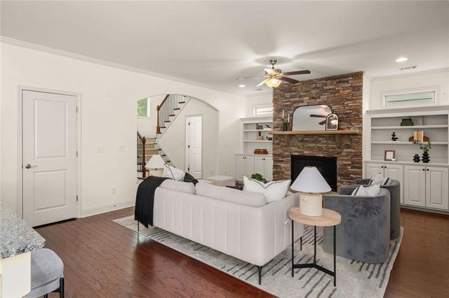 719 Park Manor Drive SE, Smyrna, GA 30082
