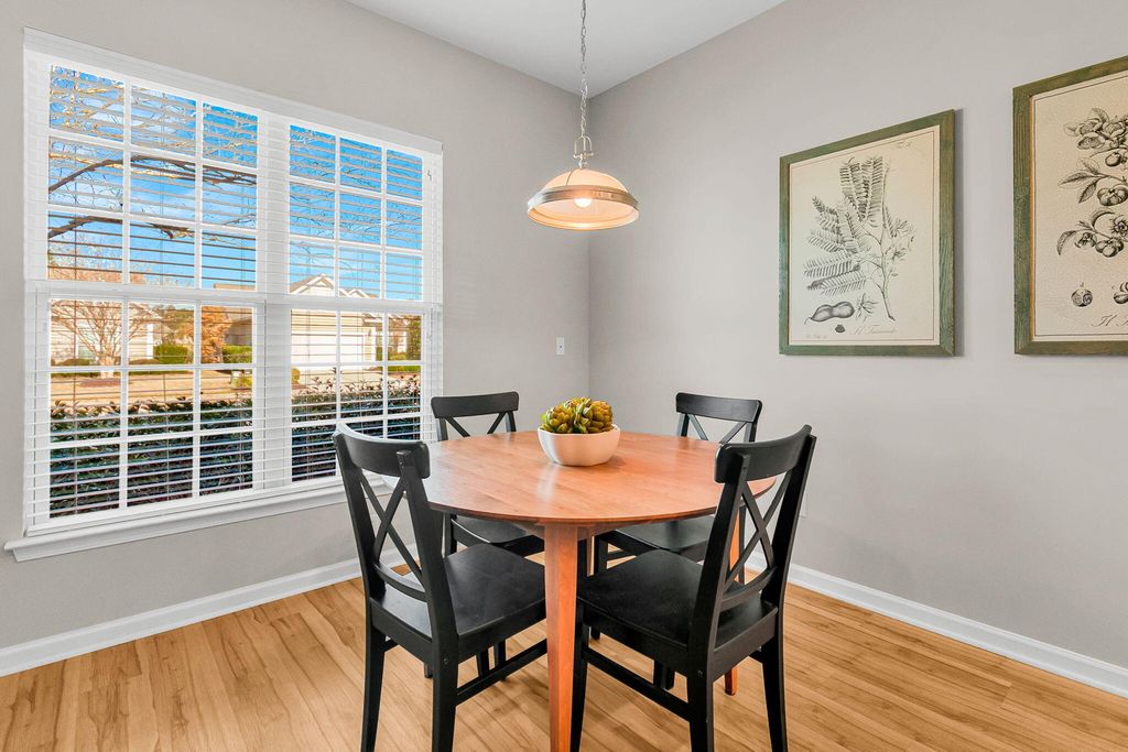 Image 14 of property listing at 406 Waterlily Way, Summerville, SC 29486