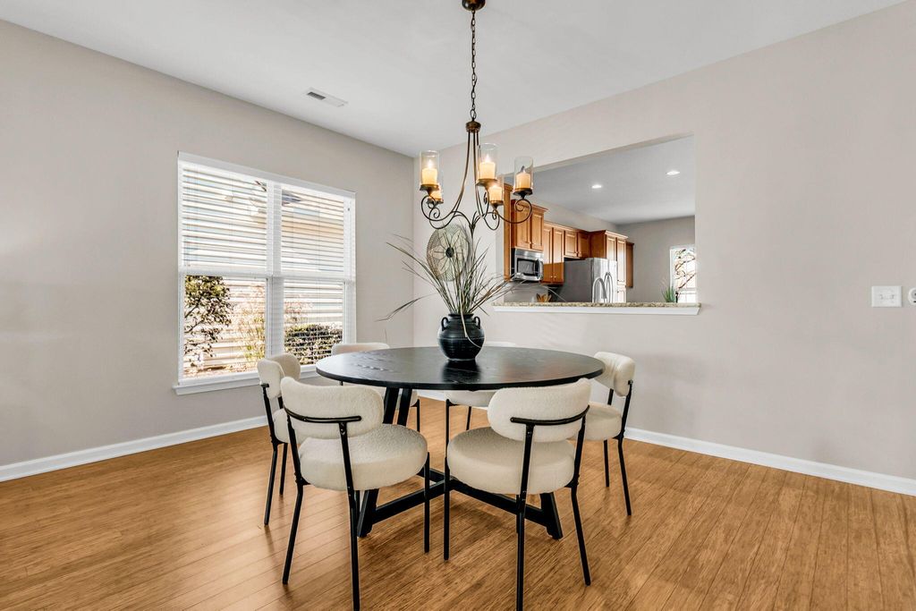 Image 18 of property listing at 406 Waterlily Way, Summerville, SC 29486