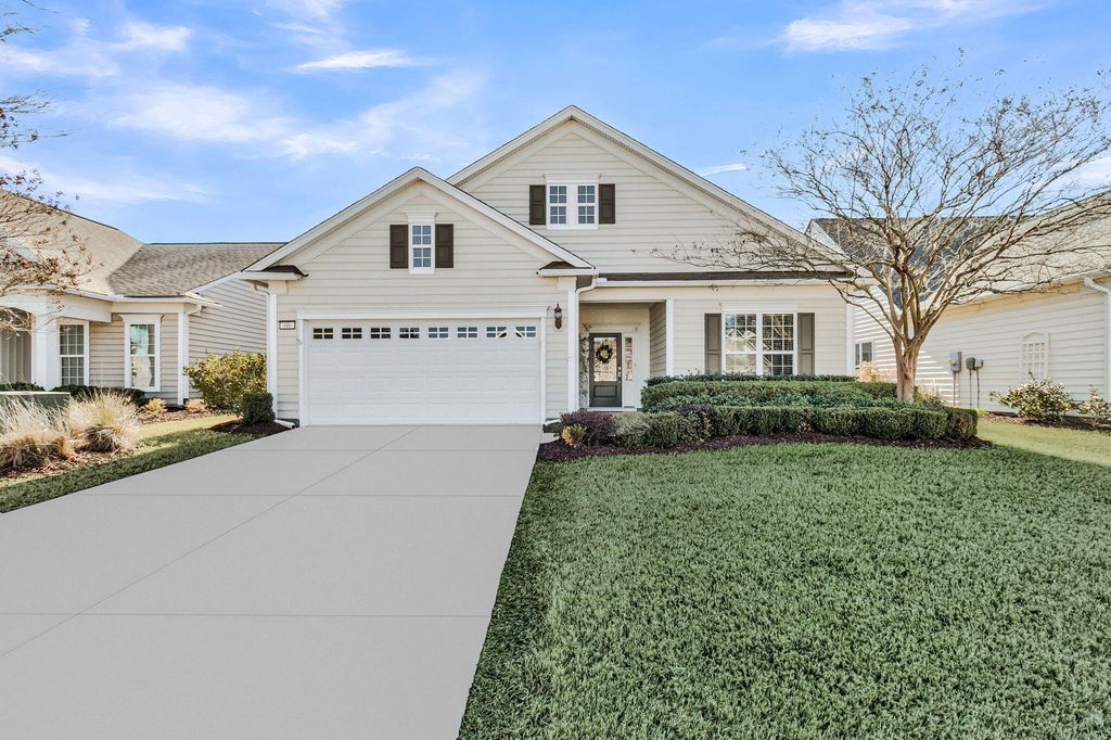 Image 2 of property listing at 406 Waterlily Way, Summerville, SC 29486