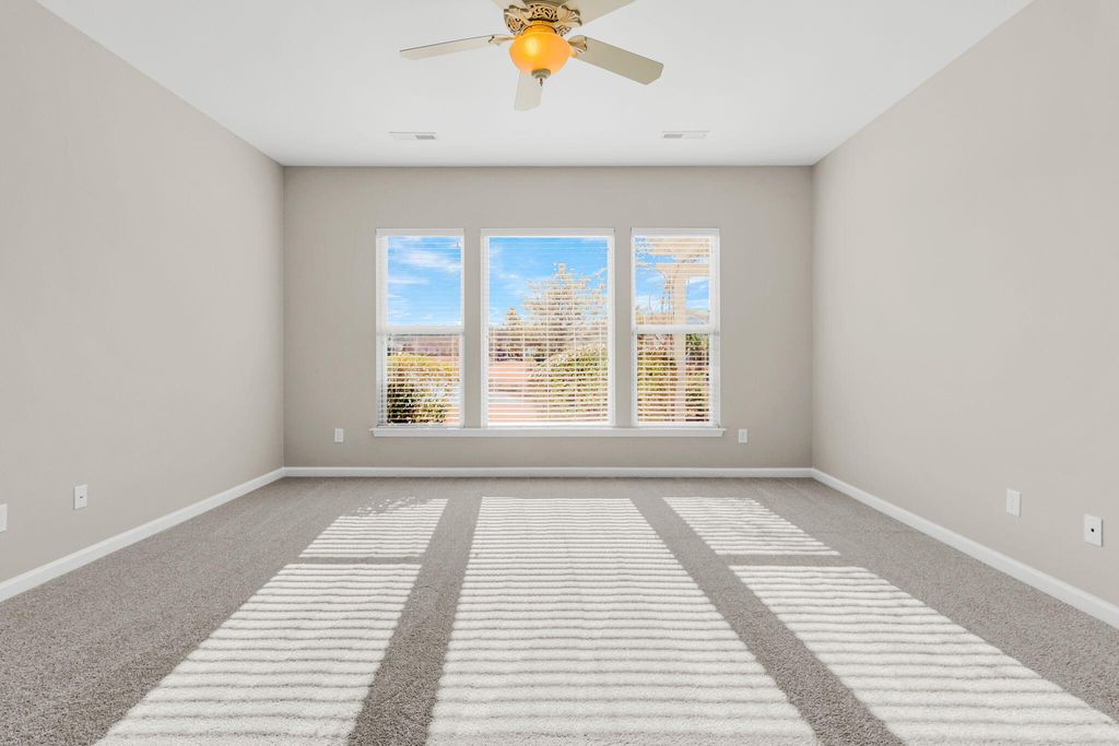 Image 31 of property listing at 406 Waterlily Way, Summerville, SC 29486