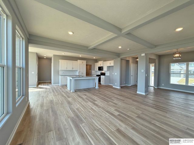 11515 S 117th Street, Papillion, NE 68046