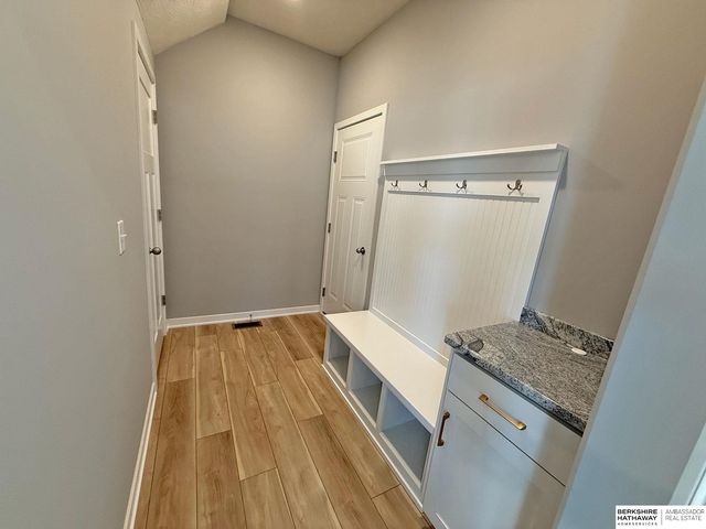 11515 S 117th Street, Papillion, NE 68046