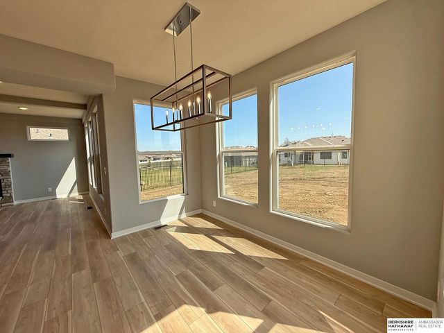 11515 S 117th Street, Papillion, NE 68046