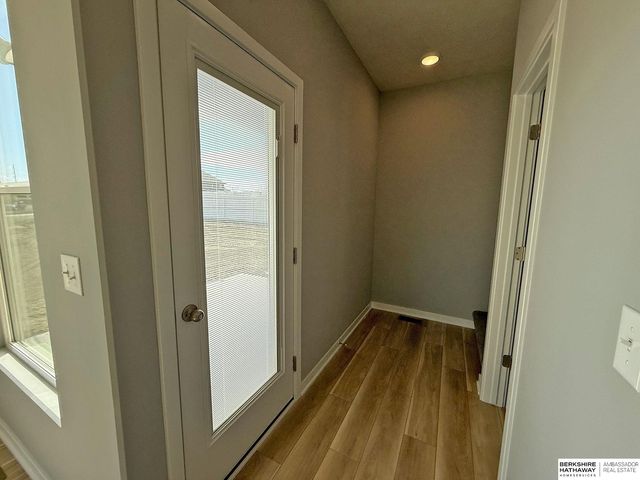 11515 S 117th Street, Papillion, NE 68046