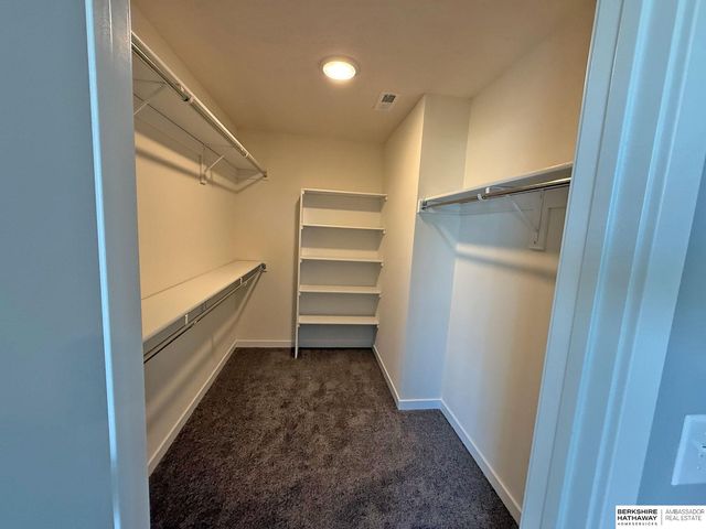 11515 S 117th Street, Papillion, NE 68046