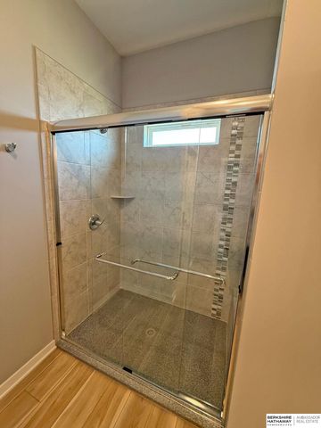 11515 S 117th Street, Papillion, NE 68046