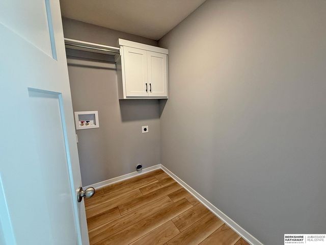 11515 S 117th Street, Papillion, NE 68046