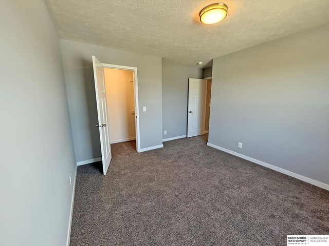 11515 S 117th Street, Papillion, NE 68046