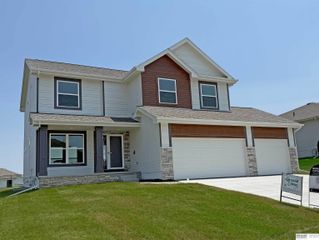 11515 S 117th Street, Papillion, NE 68046