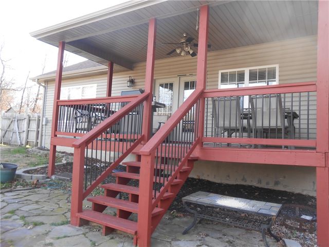 12 Cranfield Drive, Bella Vista, AR 72714