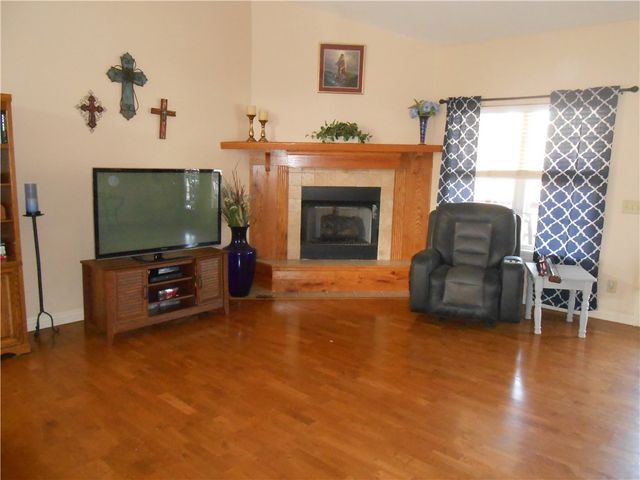 12 Cranfield Drive, Bella Vista, AR 72714