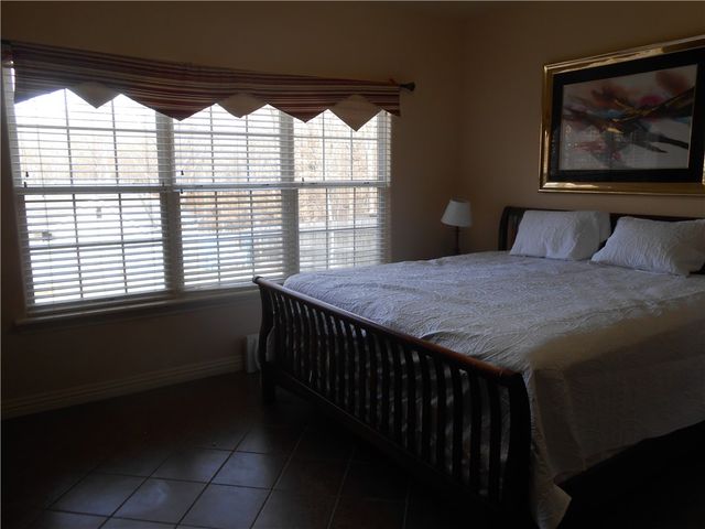 12 Cranfield Drive, Bella Vista, AR 72714