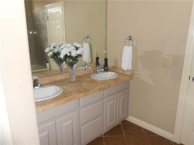 12 Cranfield Drive, Bella Vista, AR 72714