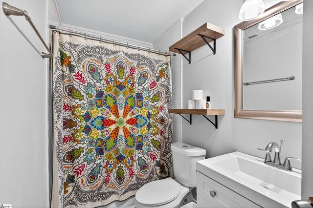 406 S Washington Avenue, Greenville, SC 29611