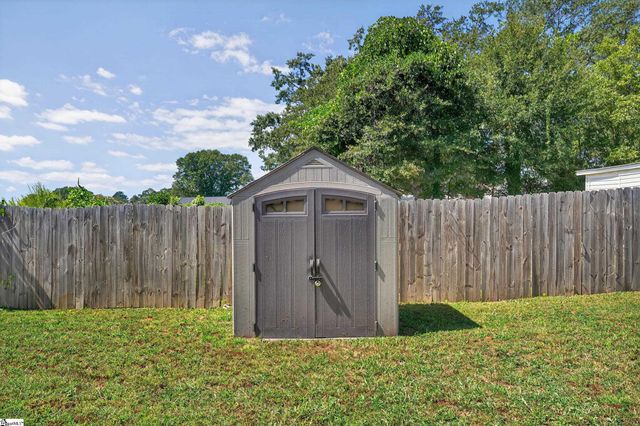 406 S Washington Avenue, Greenville, SC 29611