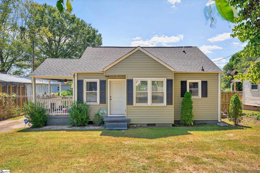 406 S Washington Avenue, Greenville, SC 29611