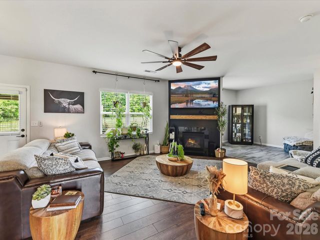 1033 Blue Stream Lane, Indian Trail, NC 28079