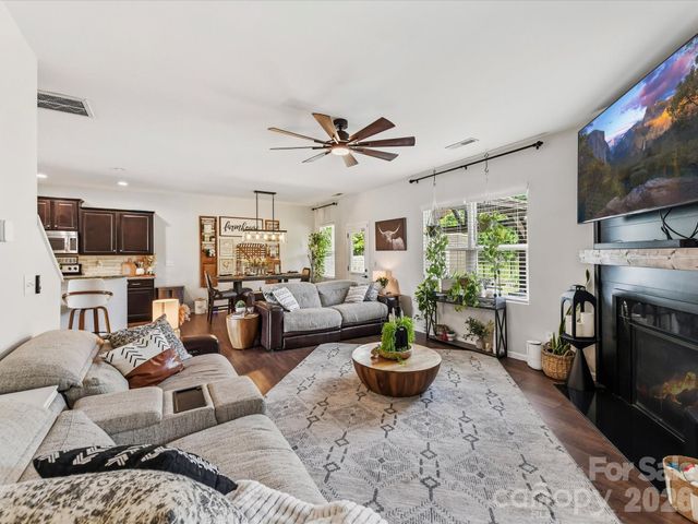1033 Blue Stream Lane, Indian Trail, NC 28079
