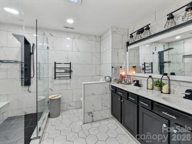 1033 Blue Stream Lane, Indian Trail, NC 28079