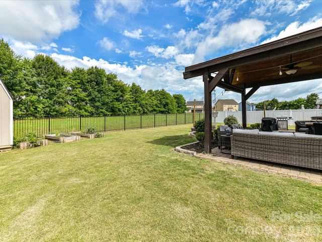 1033 Blue Stream Lane, Indian Trail, NC 28079