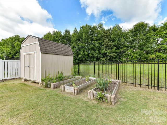 1033 Blue Stream Lane, Indian Trail, NC 28079