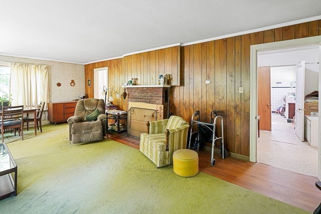 74 River Road, Sturbridge, MA 01566