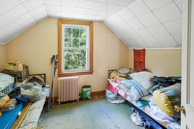 74 River Road, Sturbridge, MA 01566