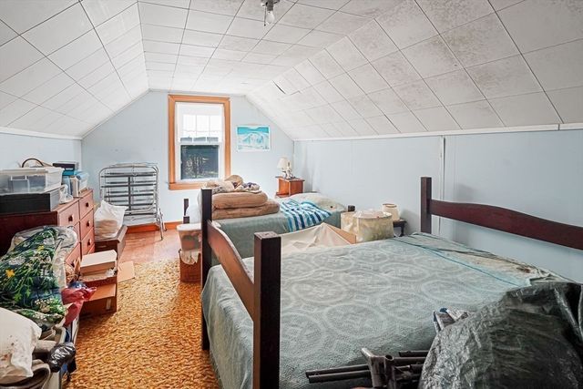 74 River Road, Sturbridge, MA 01566