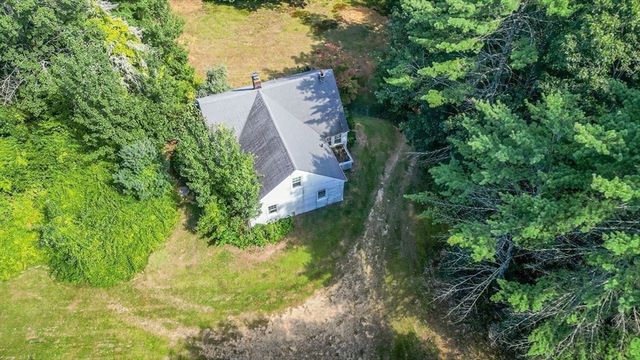 74 River Road, Sturbridge, MA 01566