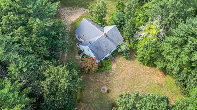 74 River Road, Sturbridge, MA 01566