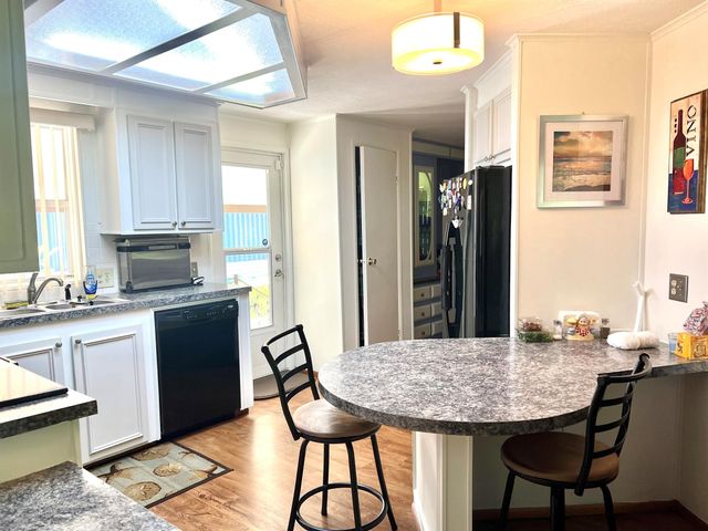 8011 SE Homestead Avenue, Hobe Sound, FL 33455