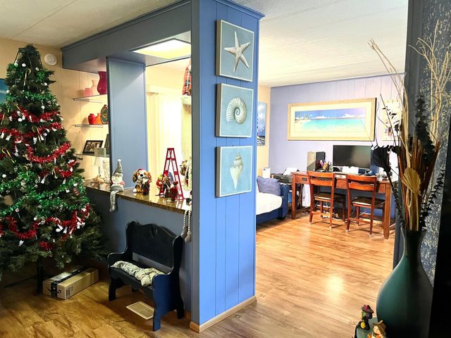 8011 SE Homestead Avenue, Hobe Sound, FL 33455