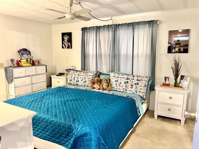 8011 SE Homestead Avenue, Hobe Sound, FL 33455