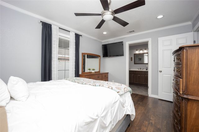 502 E Tyler Street, Ennis, TX 75119