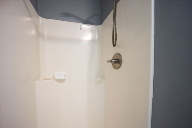 502 E Tyler Street, Ennis, TX 75119