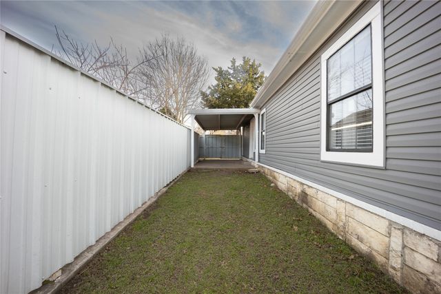 502 E Tyler Street, Ennis, TX 75119